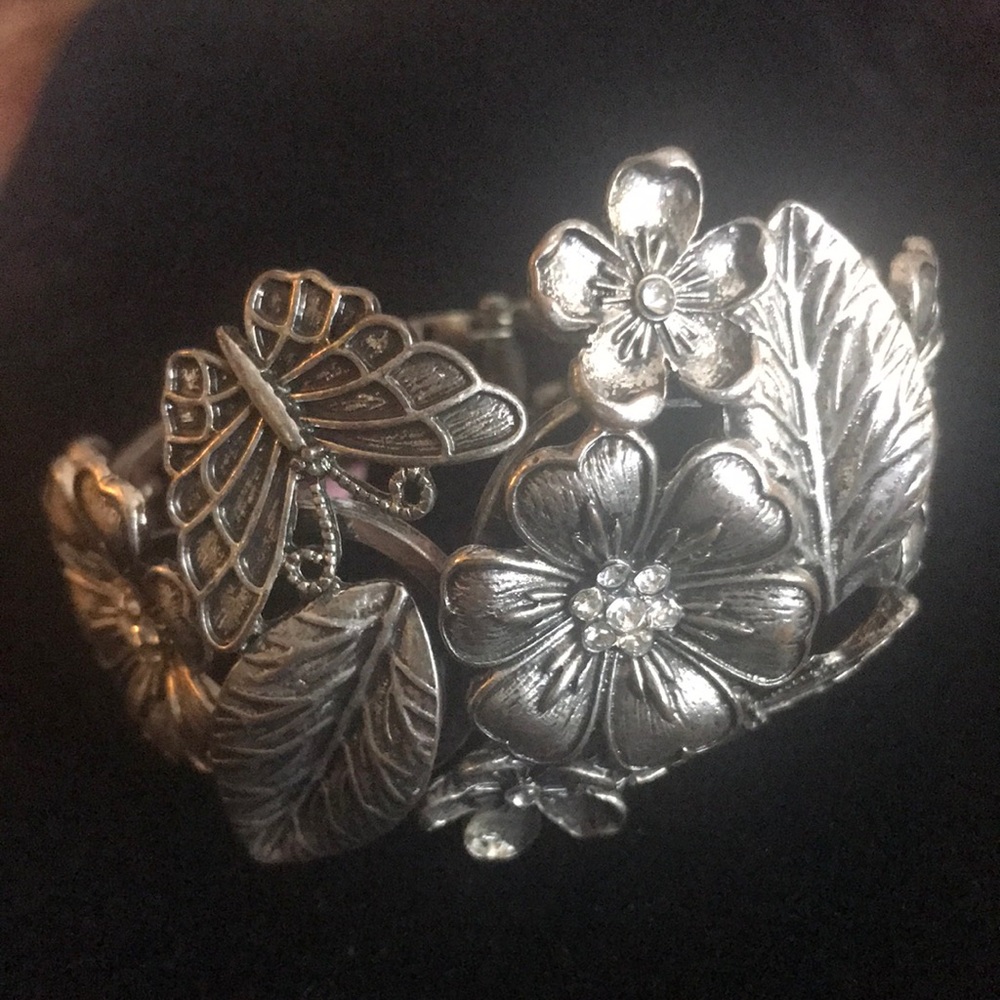 Gypsy flower butterfly clamper bracelet